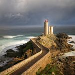 Eclairer leur chemin ... (Phare du Petit Minou-Brest)